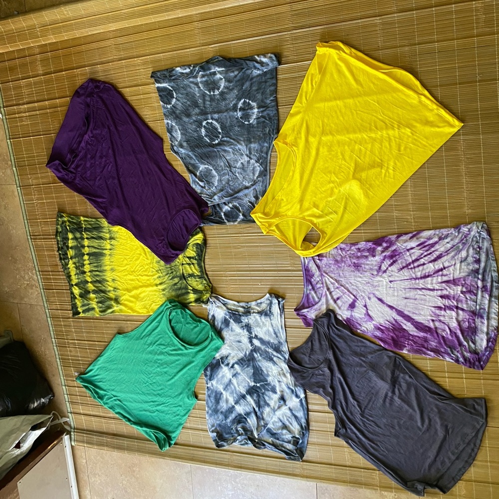 Tank tops . Soft and fresh - Picture 3 of 14